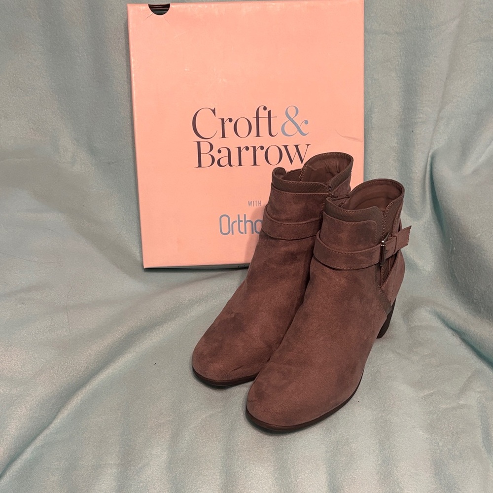 Croft & Barrow Women's Suede Brown Ankle Booties